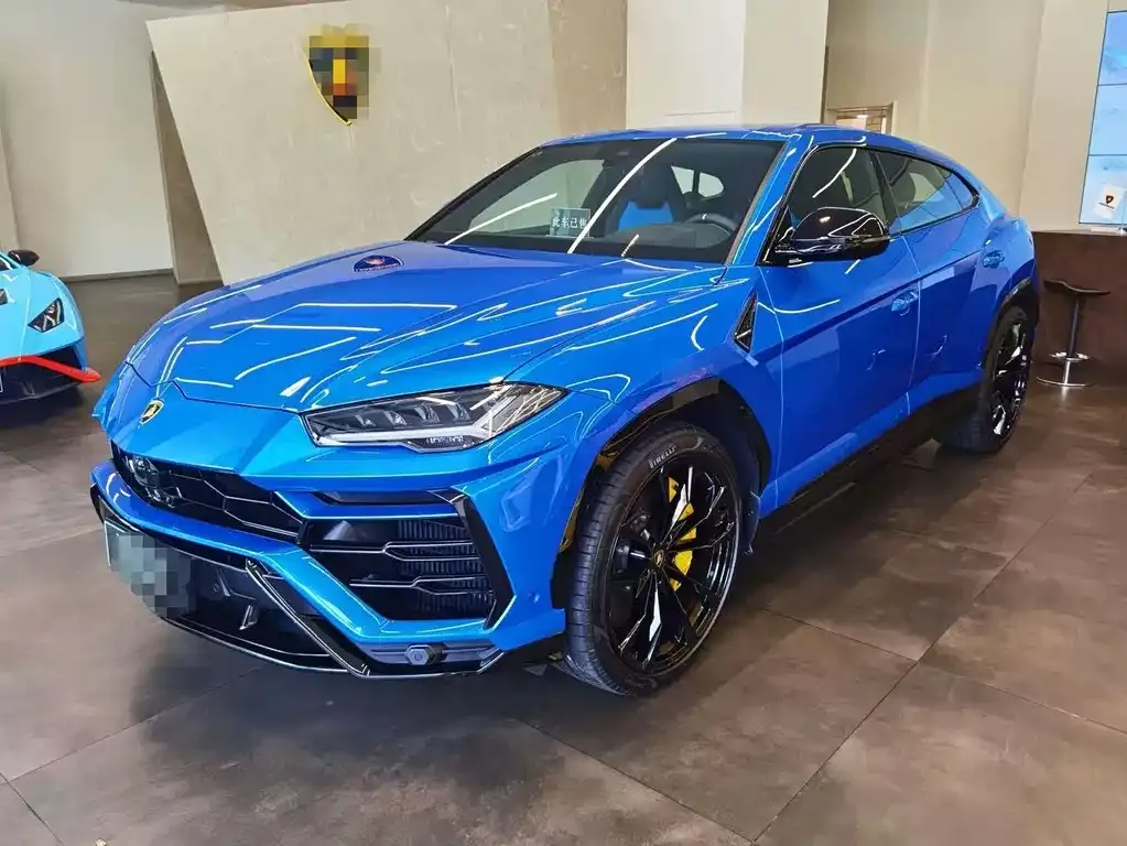 Lamborghini Urus — фото 6