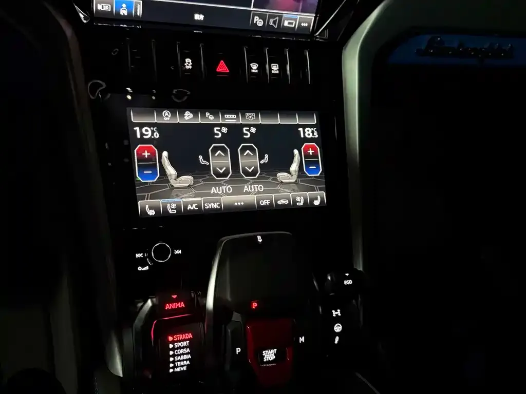Lamborghini Urus — фото 2