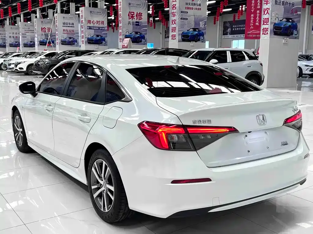 Honda Civic — фото 5