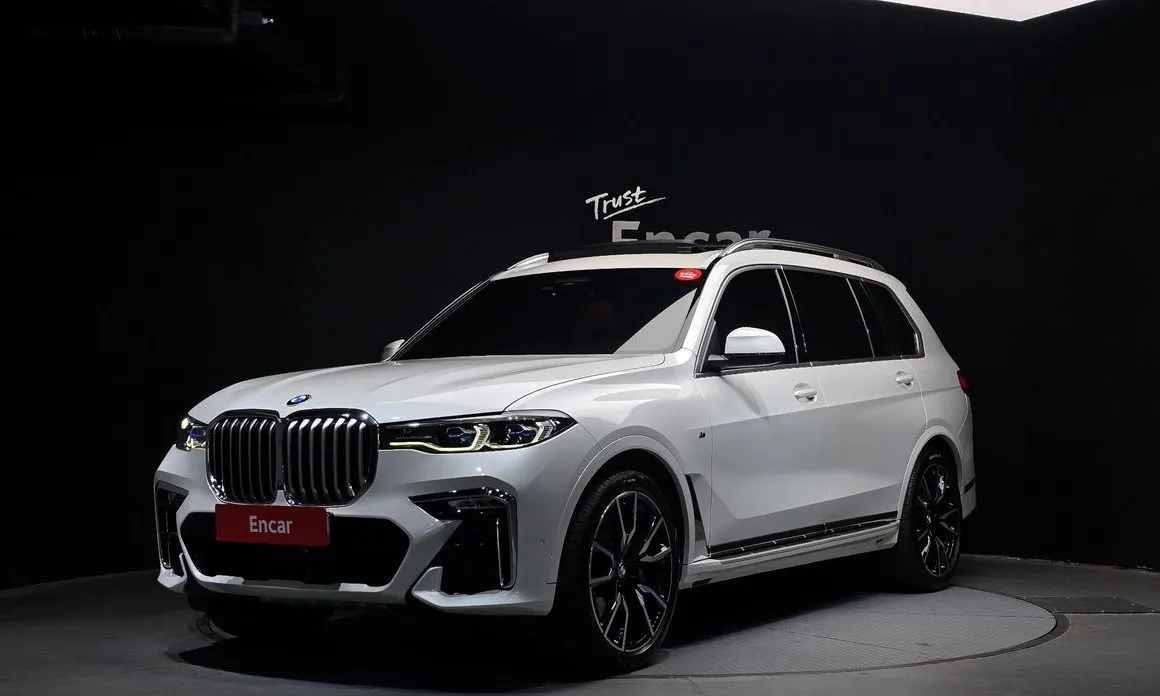 BMW X7 — фото 1