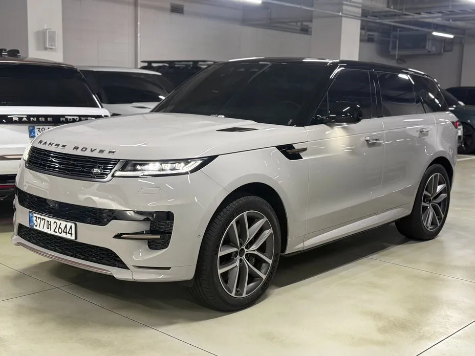 Land Rover Range Rover Sport — фото 1
