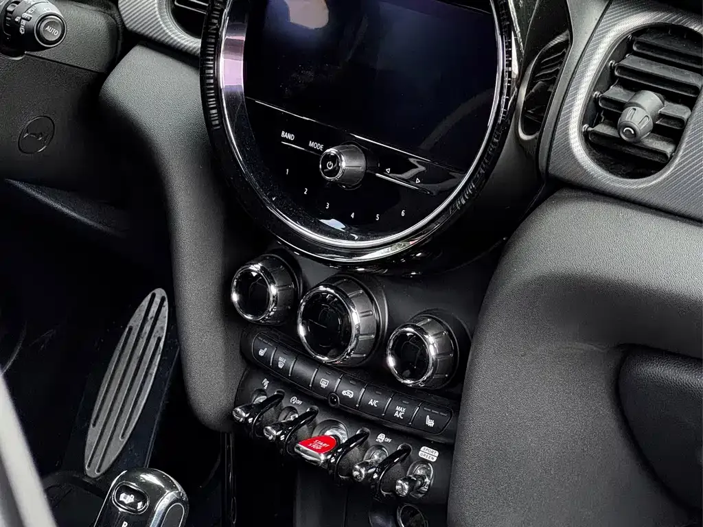 MINI JCW (John Cooper Works) — фото 7