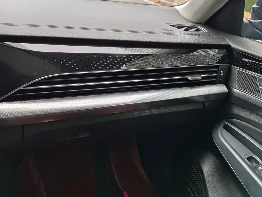 Volkswagen Passat — фото 3