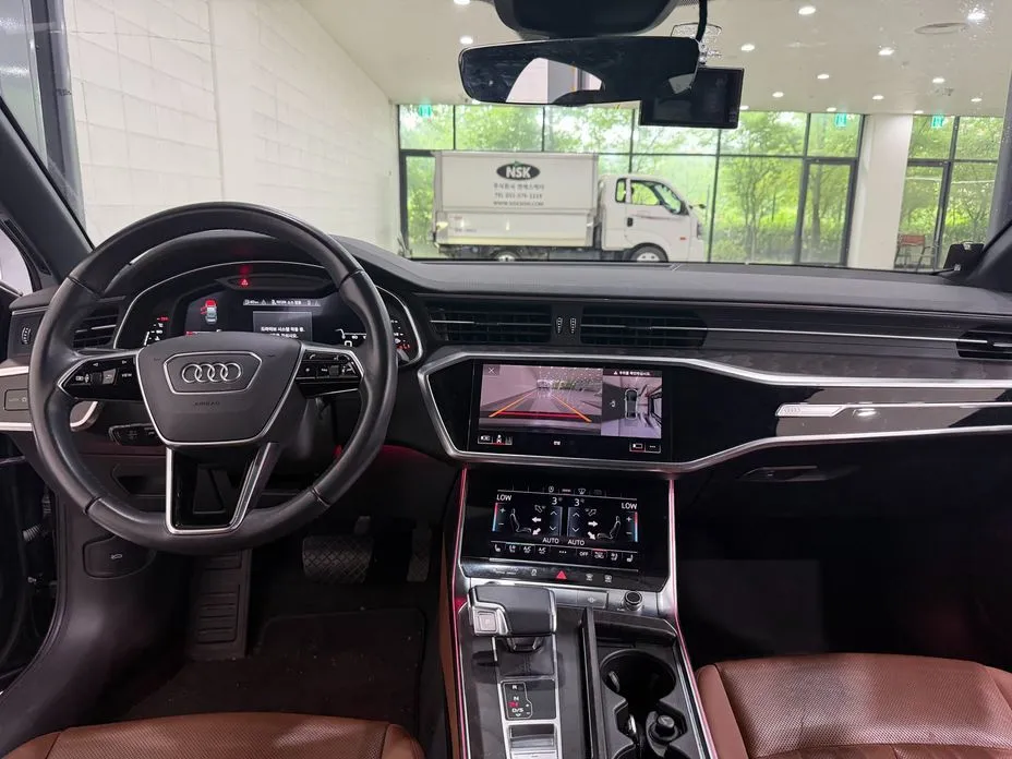 Audi A6 — фото 10