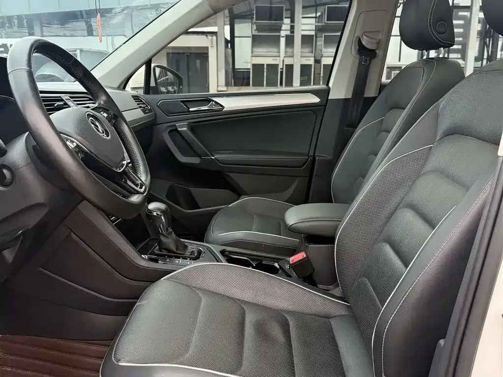 Volkswagen 途观L插电混动 — фото 10