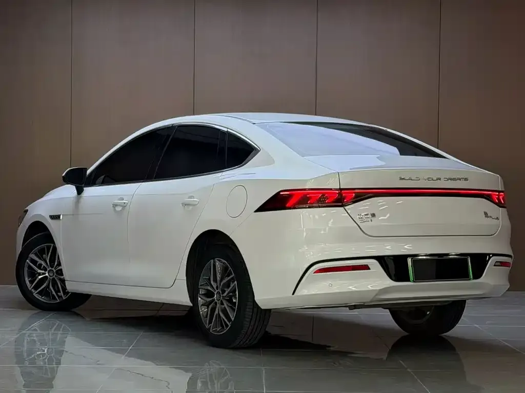 BYD Qin PLUS — фото 7