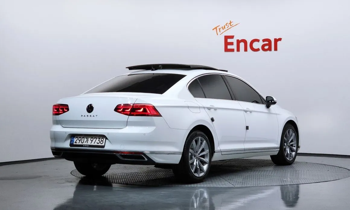 Volkswagen Passat — фото 4