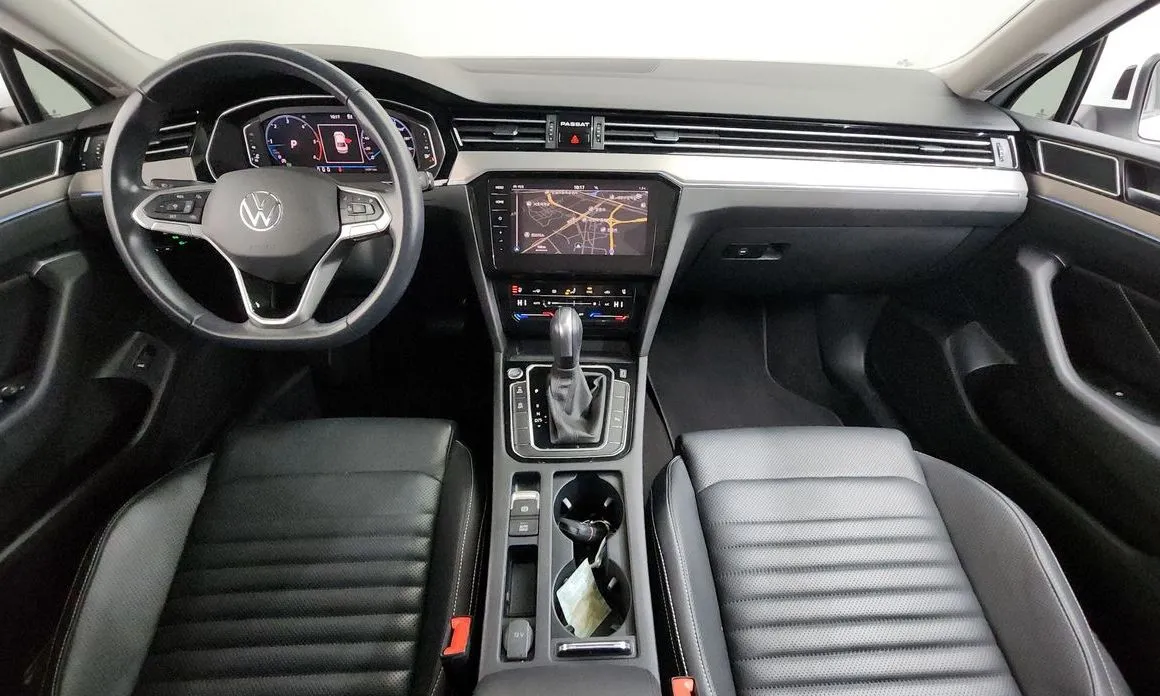 Volkswagen Passat — фото 8