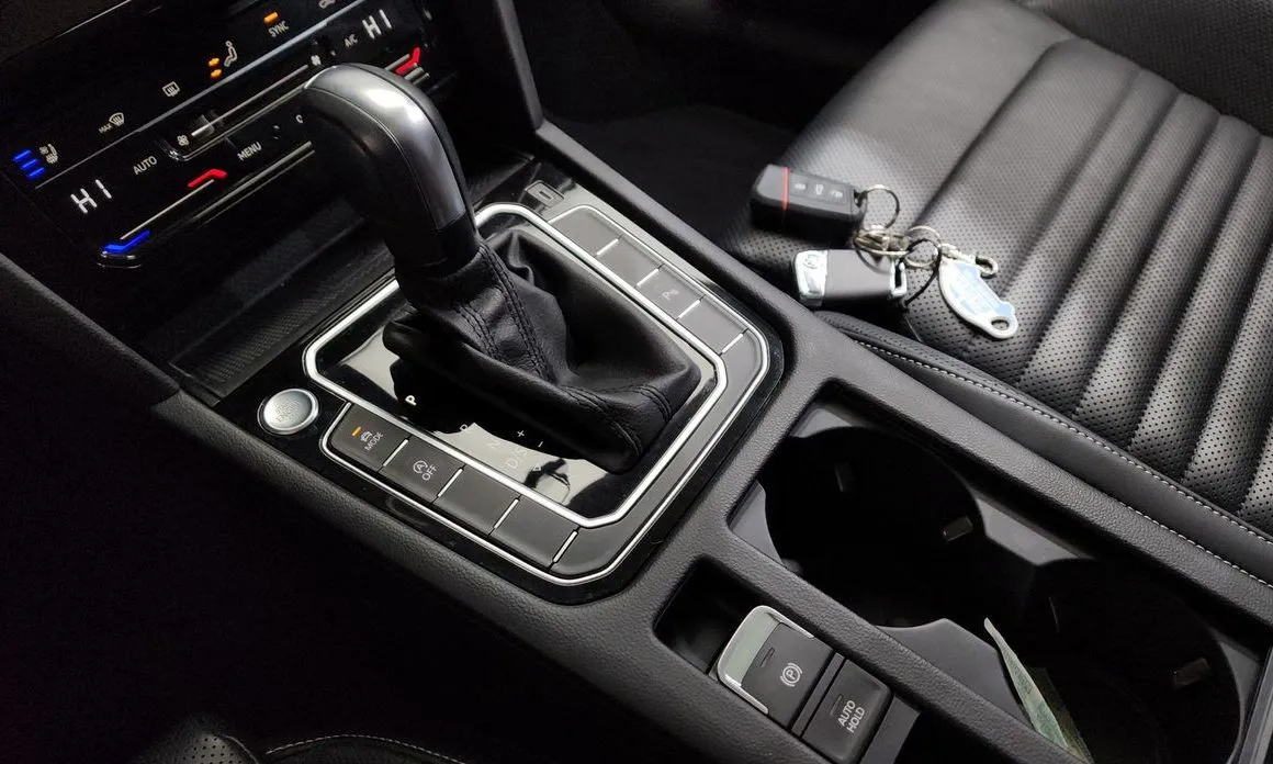 Volkswagen Passat — фото 10