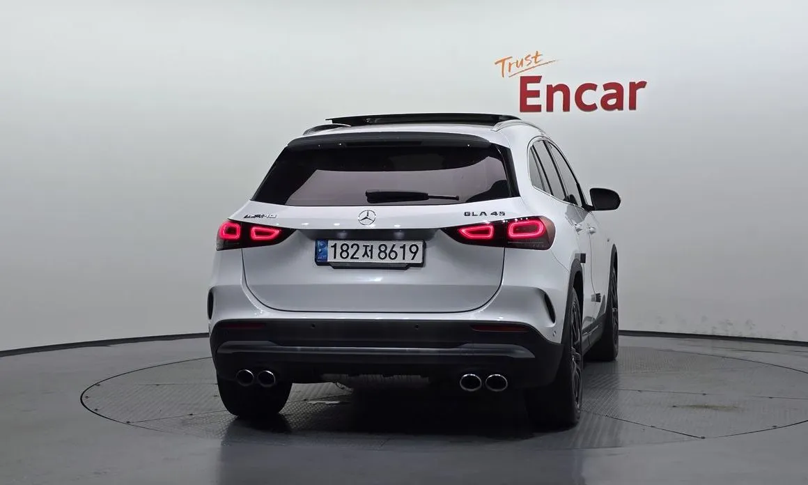 Mercedes-Benz GLA-Class — фото 6