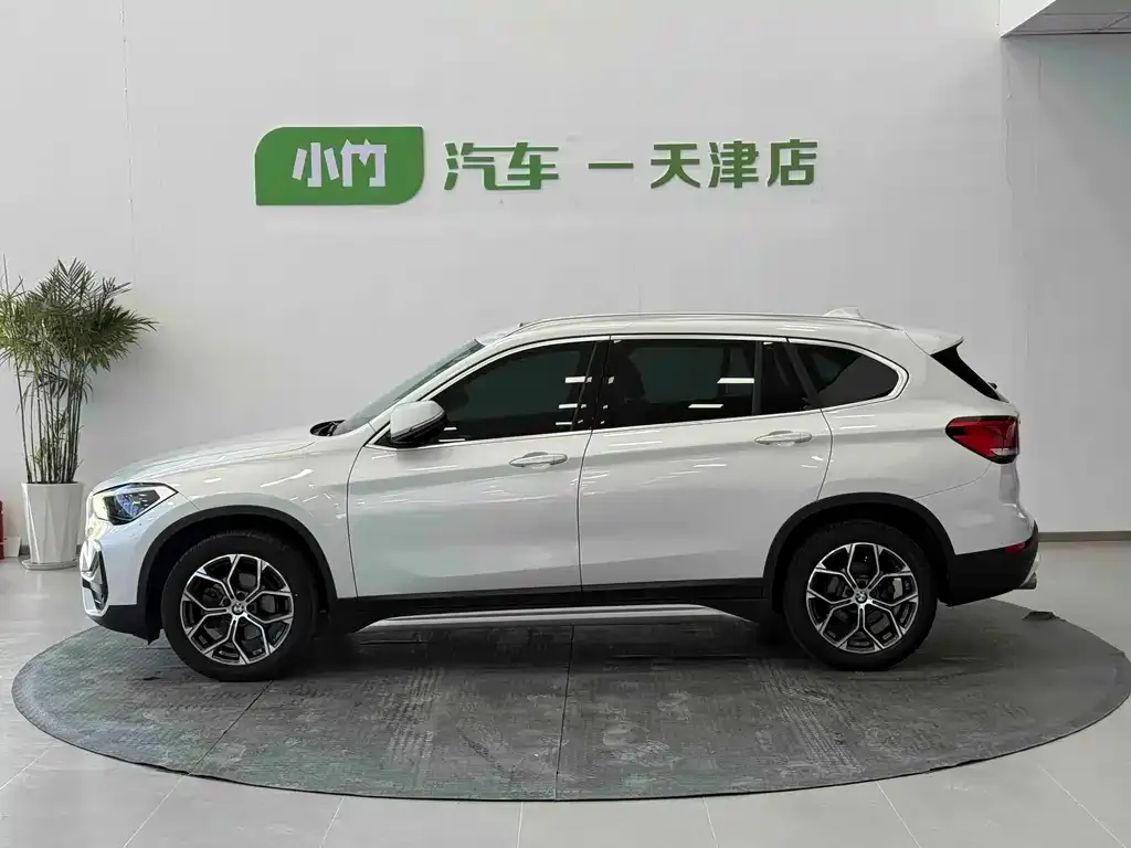 BMW X1 — фото 4