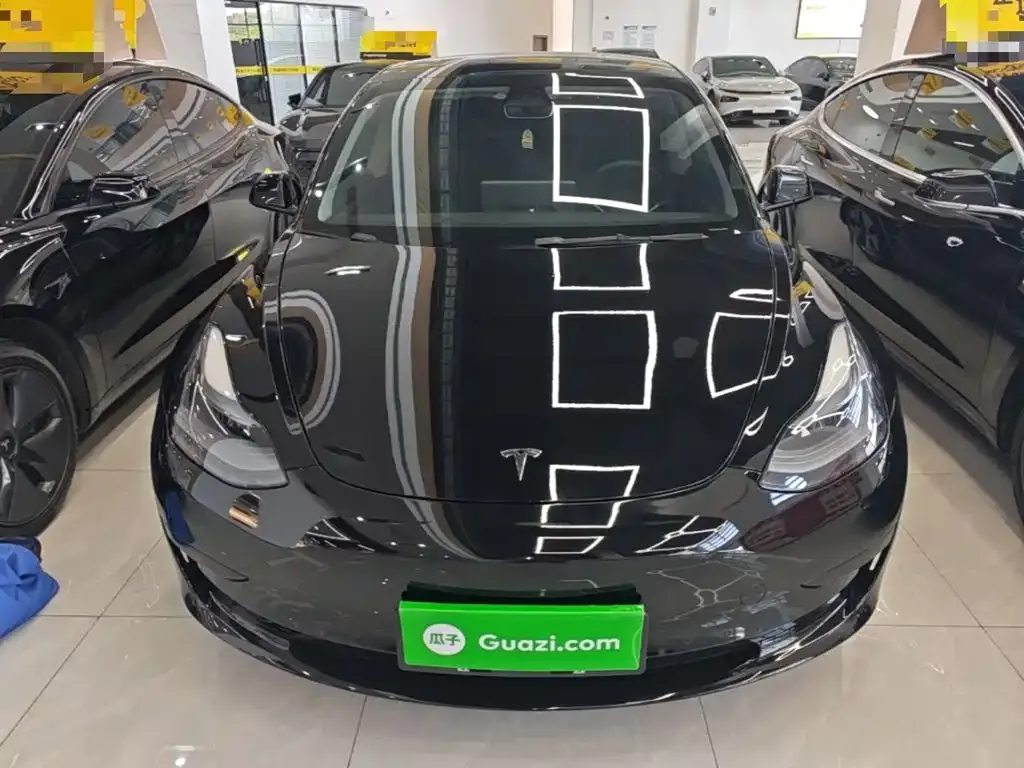 Tesla Model 3 — фото 6