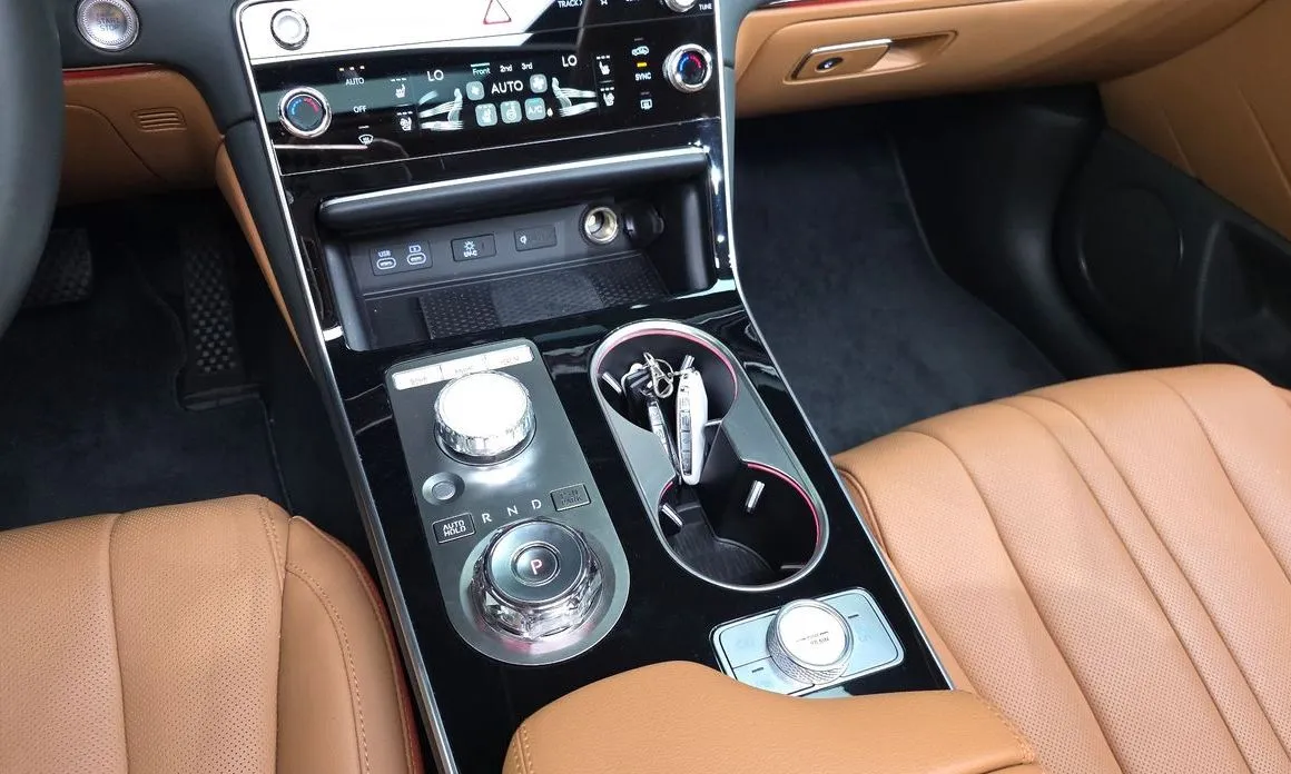 Genesis GV80 — фото 10