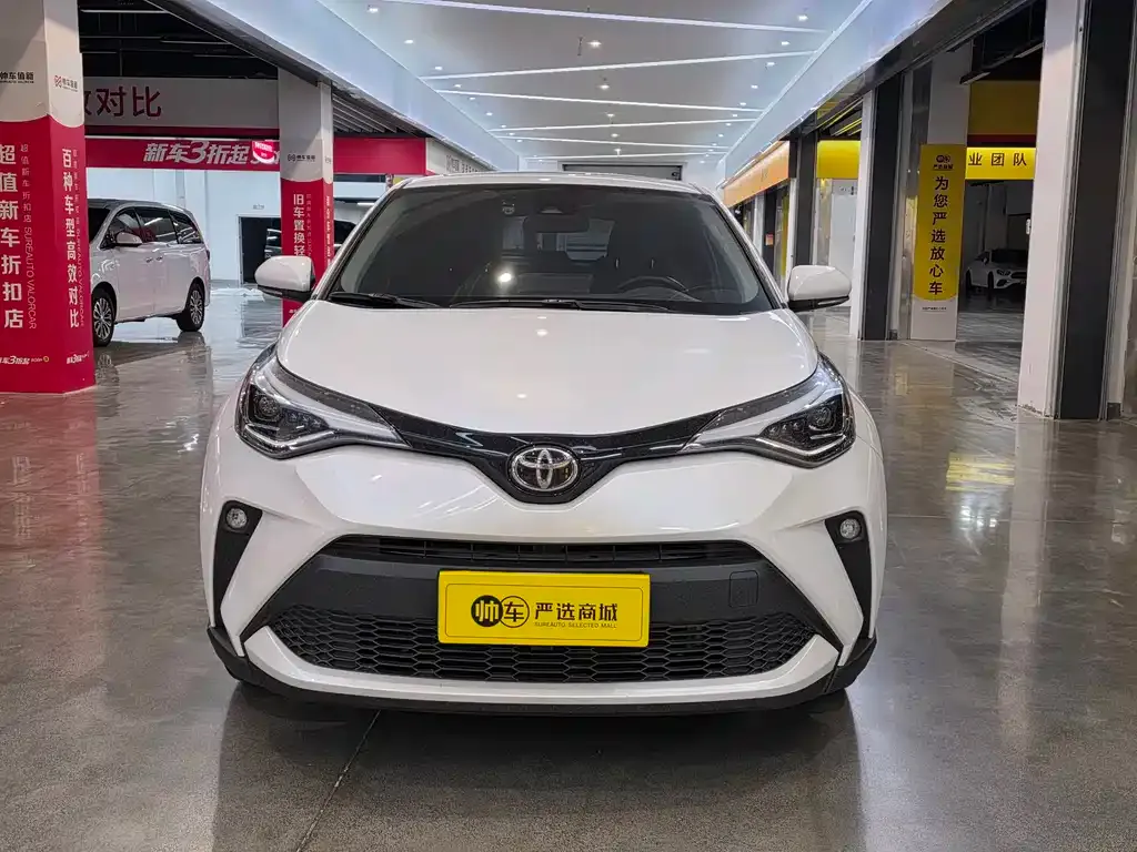 Toyota C-HR — фото 4