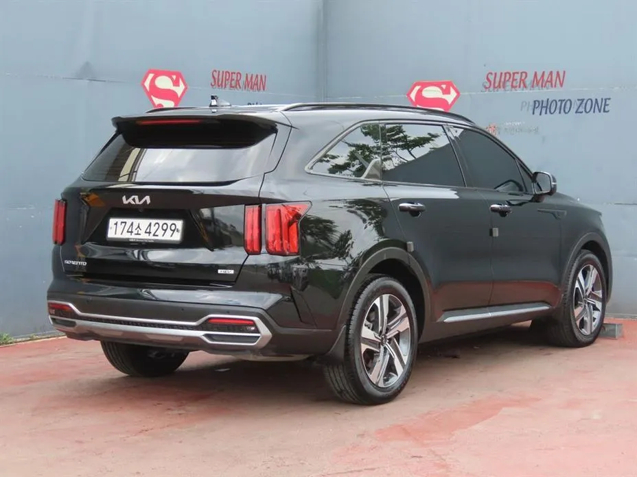 Kia Sorento — фото 10