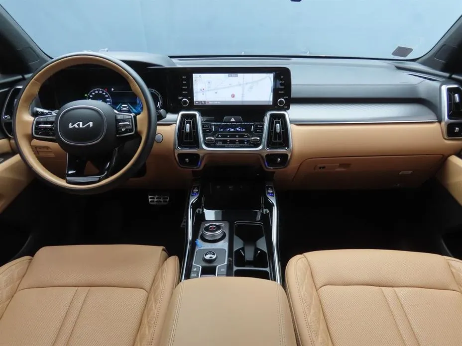 Kia Sorento — фото 7