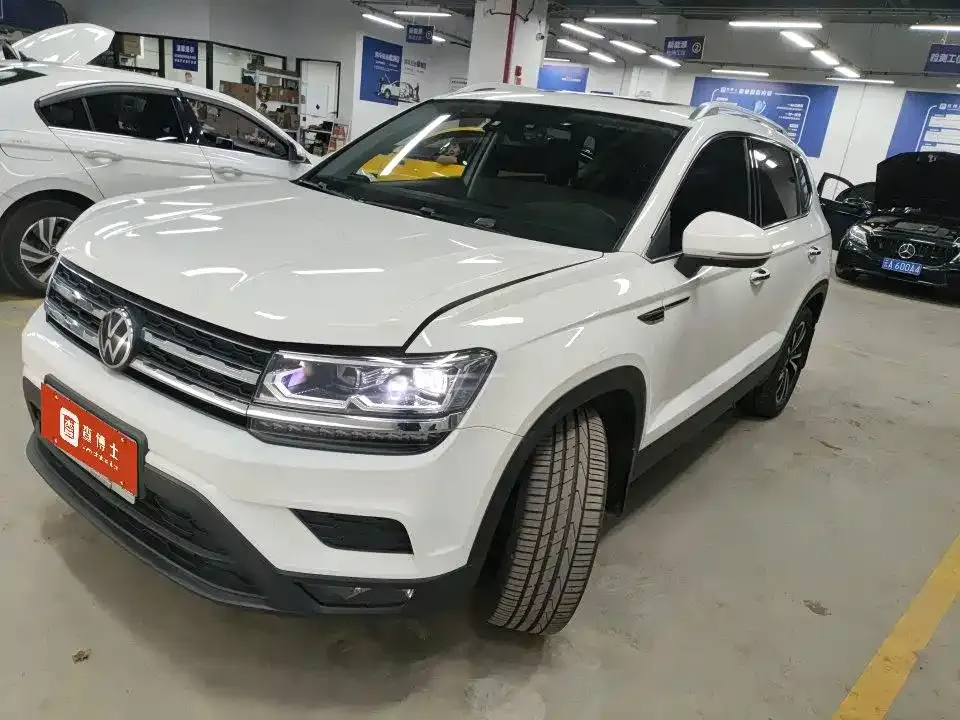 Volkswagen Tharu — фото 1