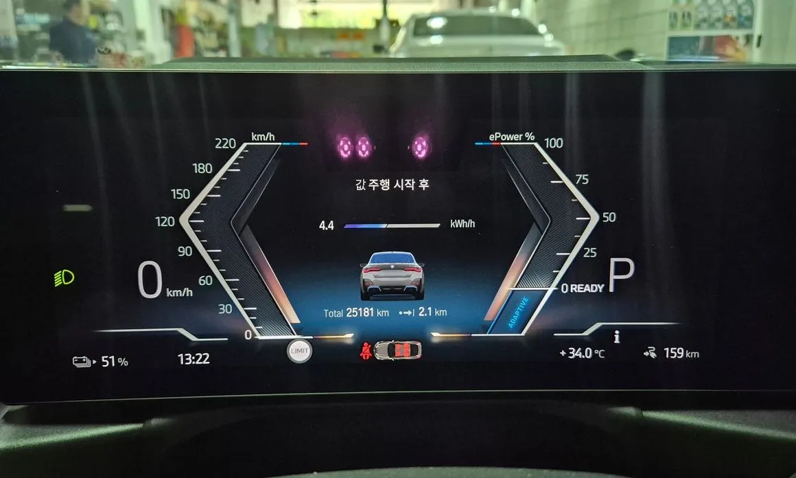 BMW i4 — фото 4