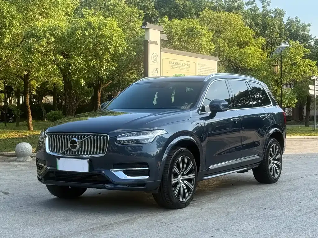 Volvo XC90 PHEV — фото 1