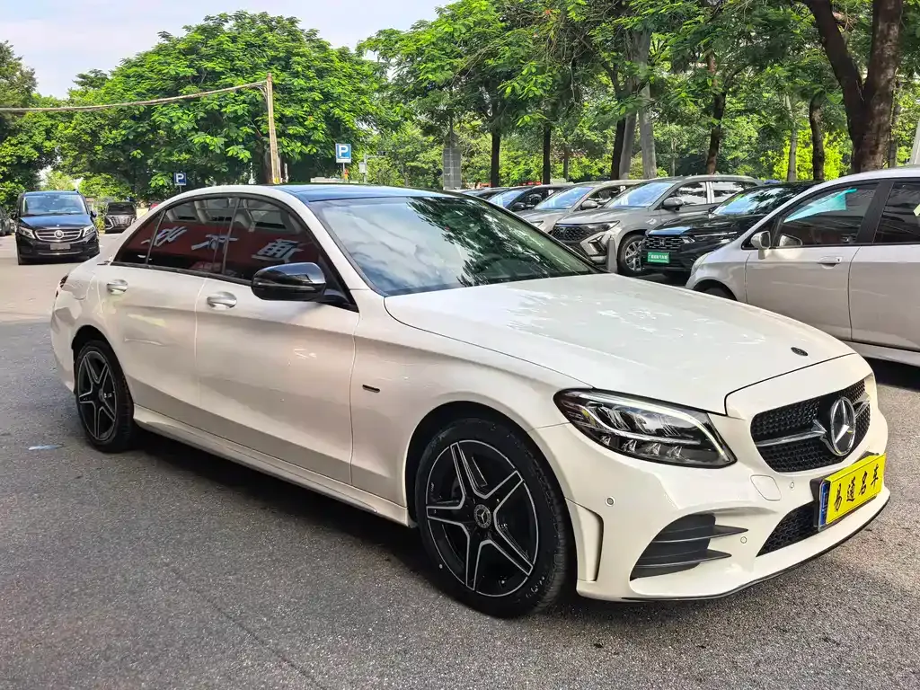 Mercedes-Benz C-Class — фото 10