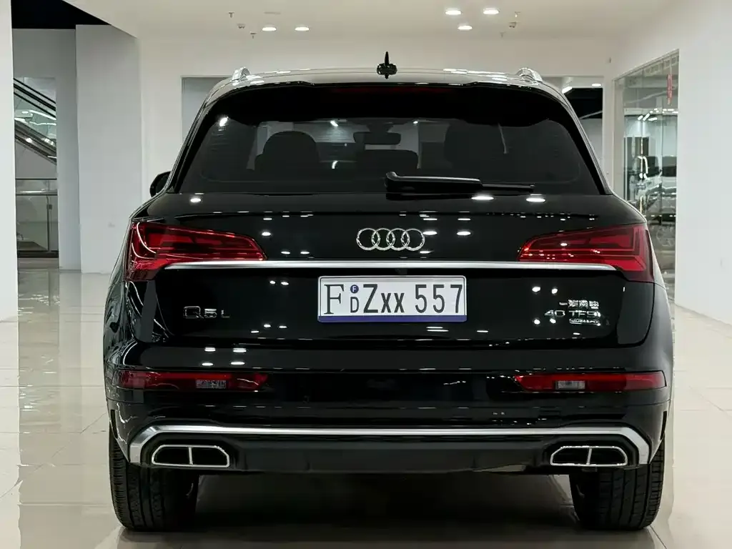 Audi Q5L — фото 4