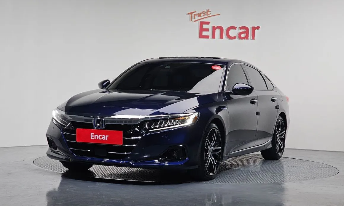 Honda Accord — фото 1