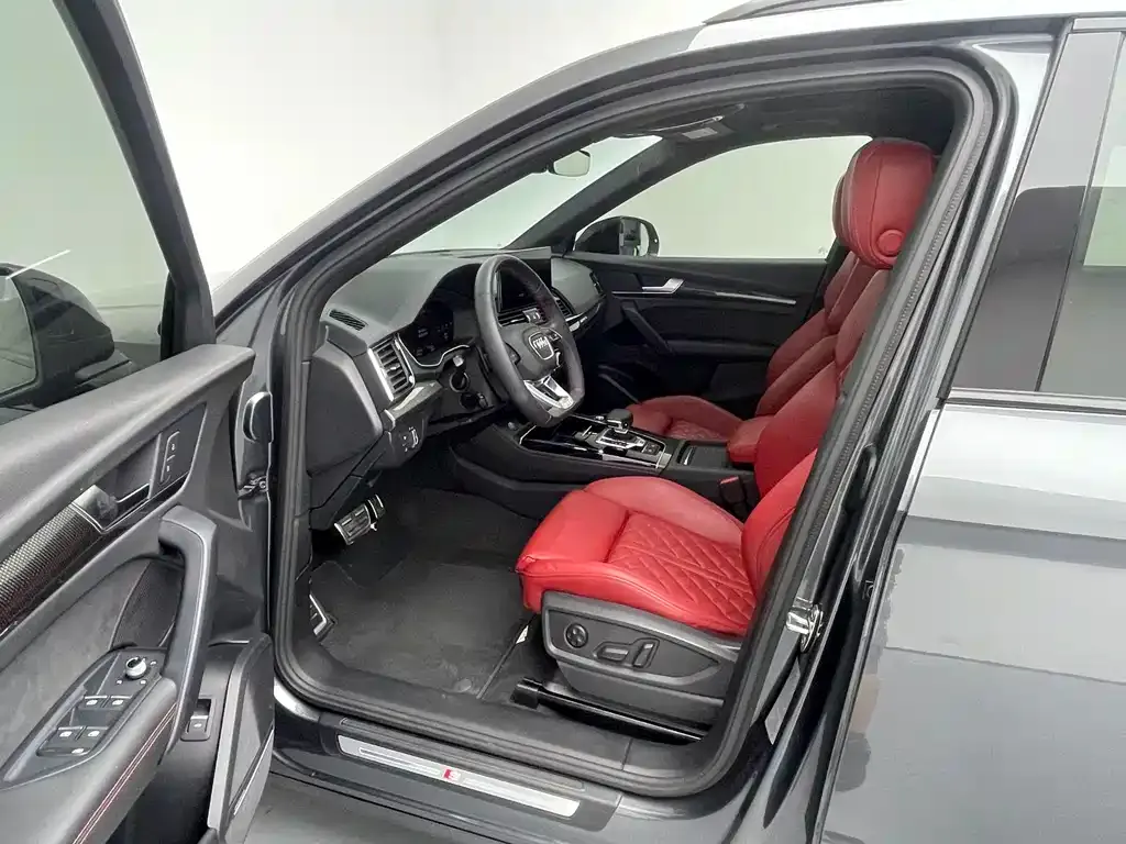 Audi SQ5 — фото 2