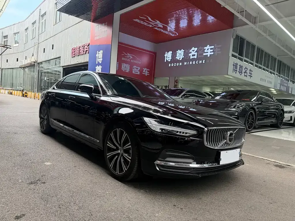 Volvo S90 — фото 3