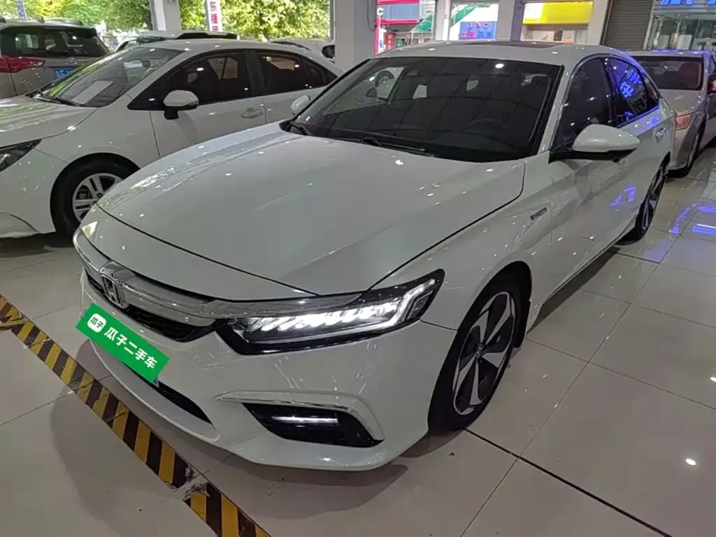 Honda Inspire — фото 6