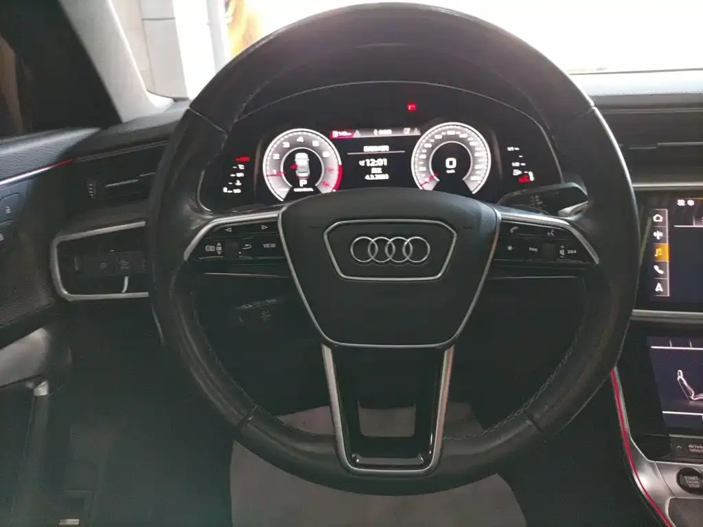 Audi A6L — фото 6