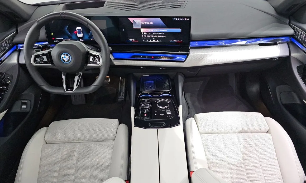 BMW i5 — фото 6