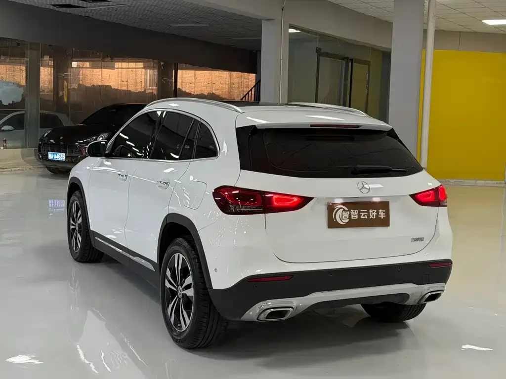 Mercedes-Benz GLA — фото 4