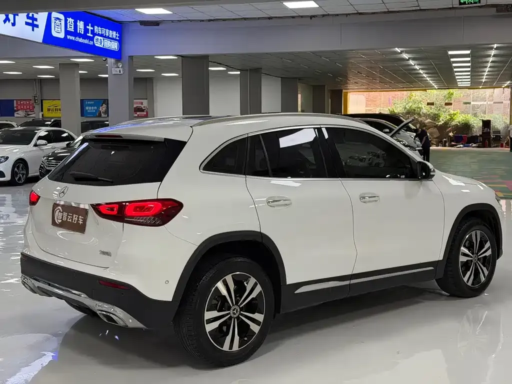 Mercedes-Benz GLA — фото 9
