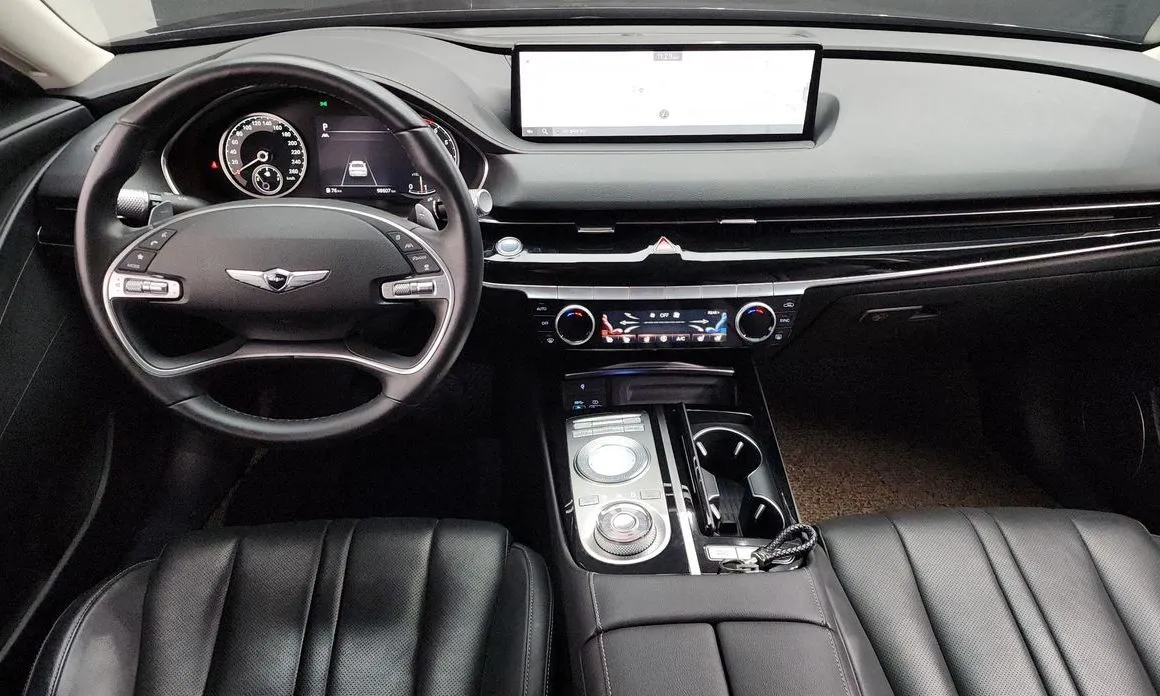 Genesis G80 — фото 10