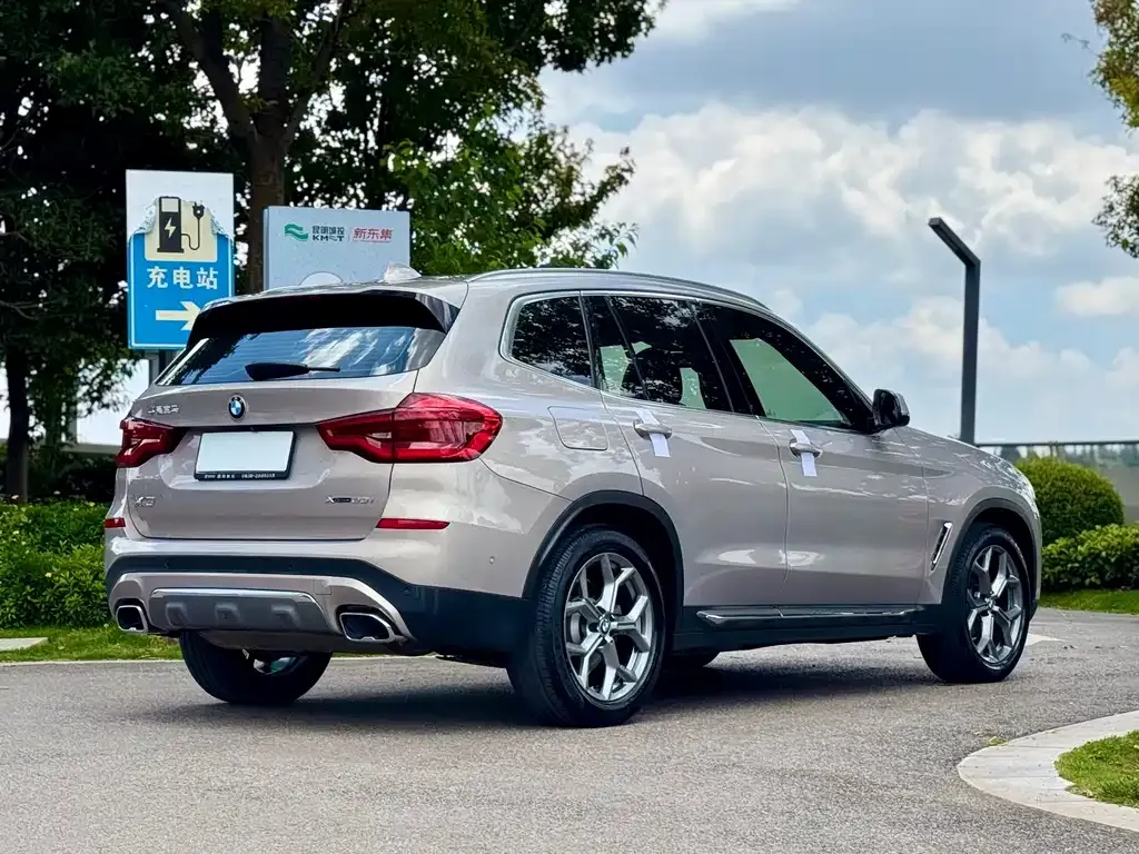 BMW X3 — фото 5