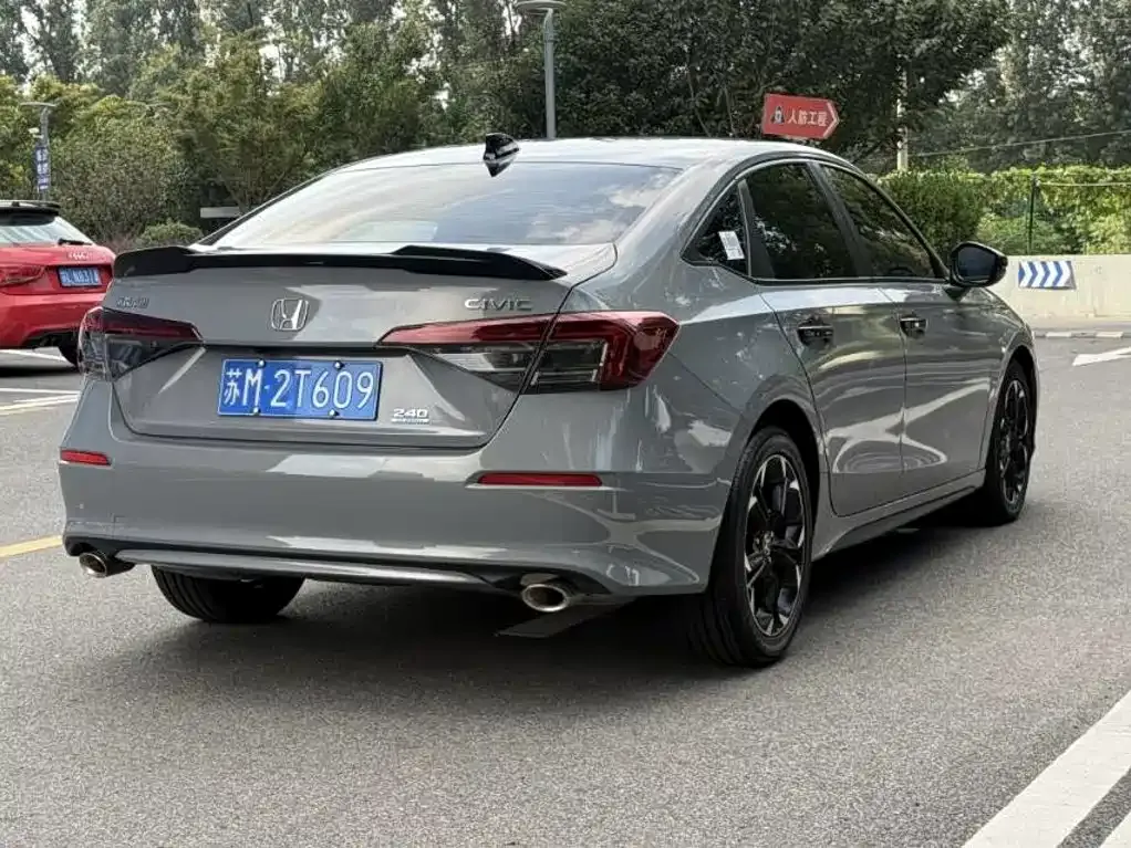 Honda Civic — фото 4