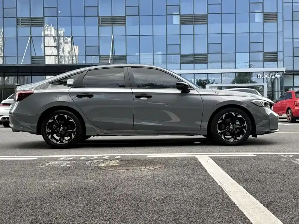 Honda Civic — фото 2