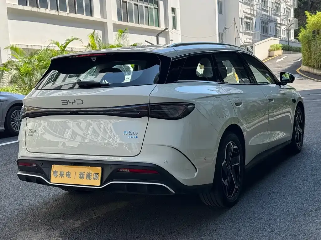 BYD Seal 06 DM-i Touring Edition — фото 10