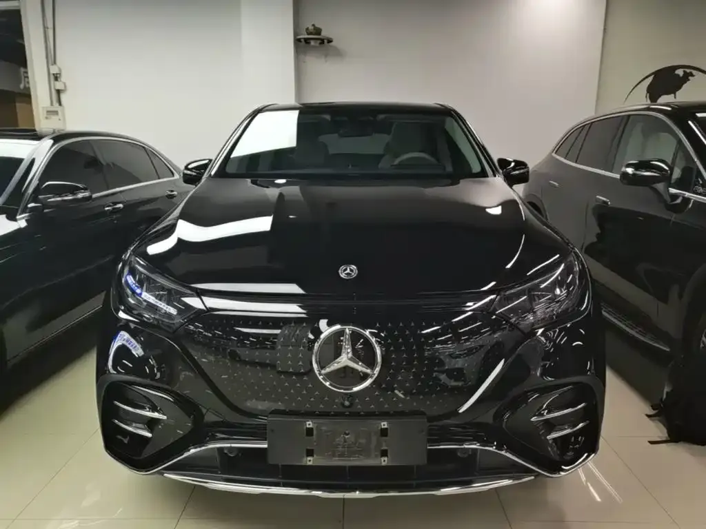 Mercedes-Benz EQE SUV — фото 3