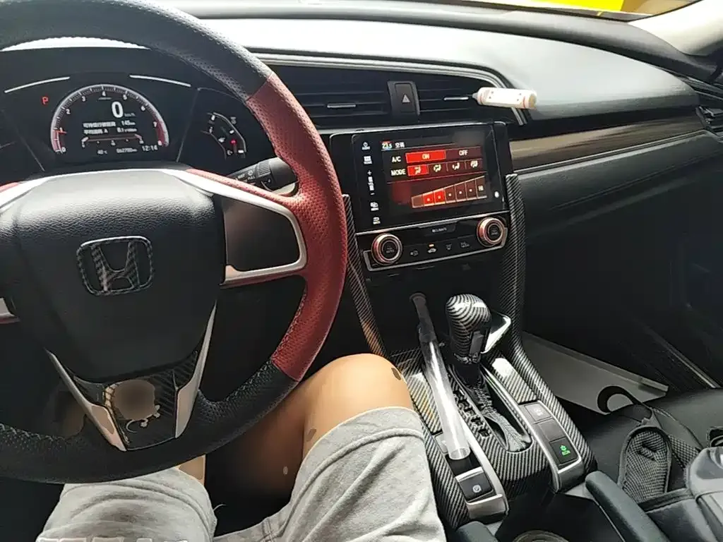 Honda Civic — фото 6