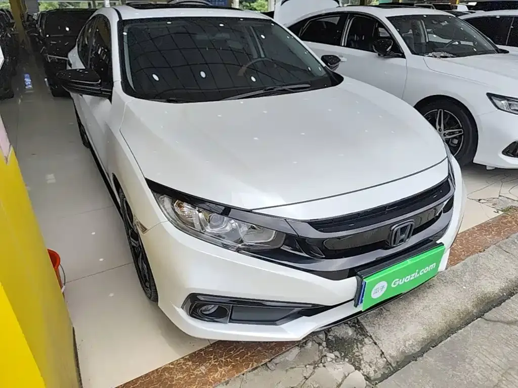 Honda Civic — фото 9
