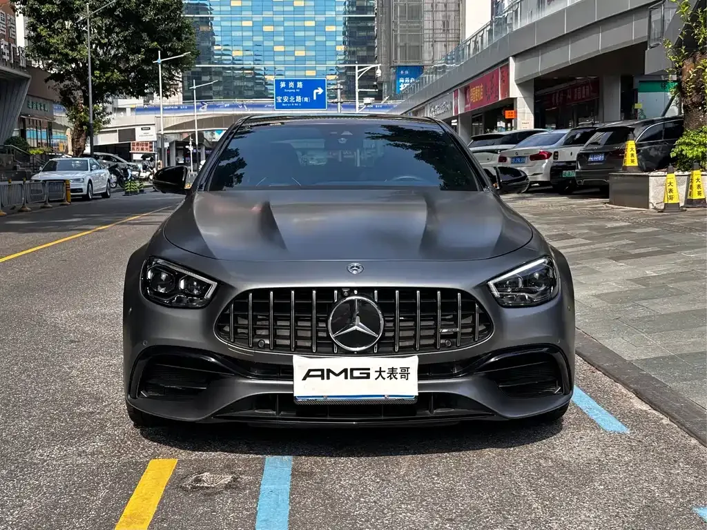 Mercedes-Benz E-Class AMG — фото 8