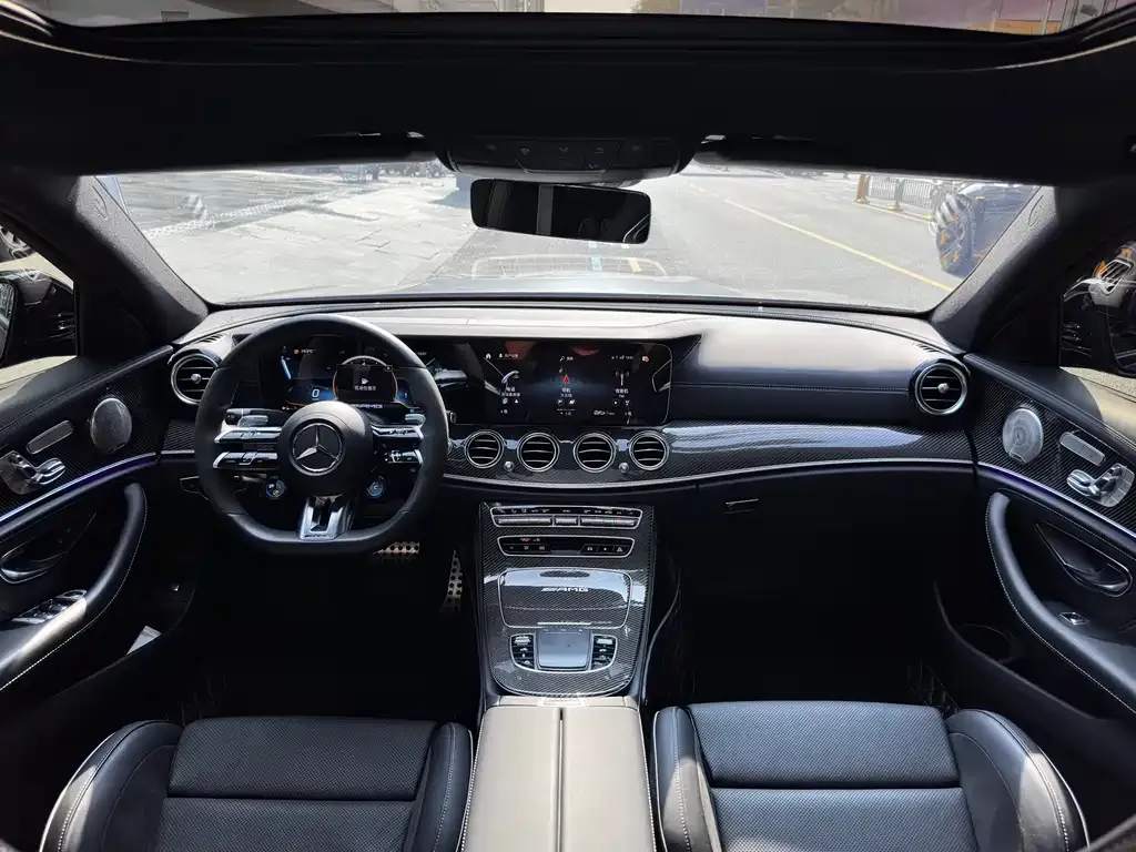Mercedes-Benz E-Class AMG — фото 5