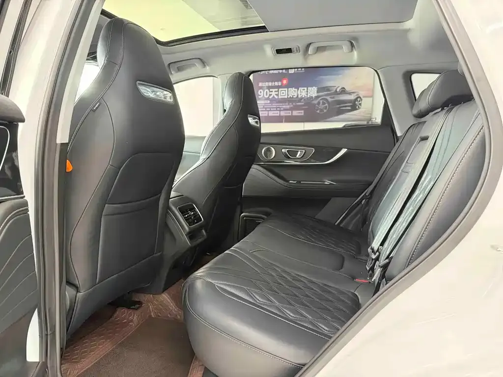 Chery Tiggo 7 PLUS — фото 8