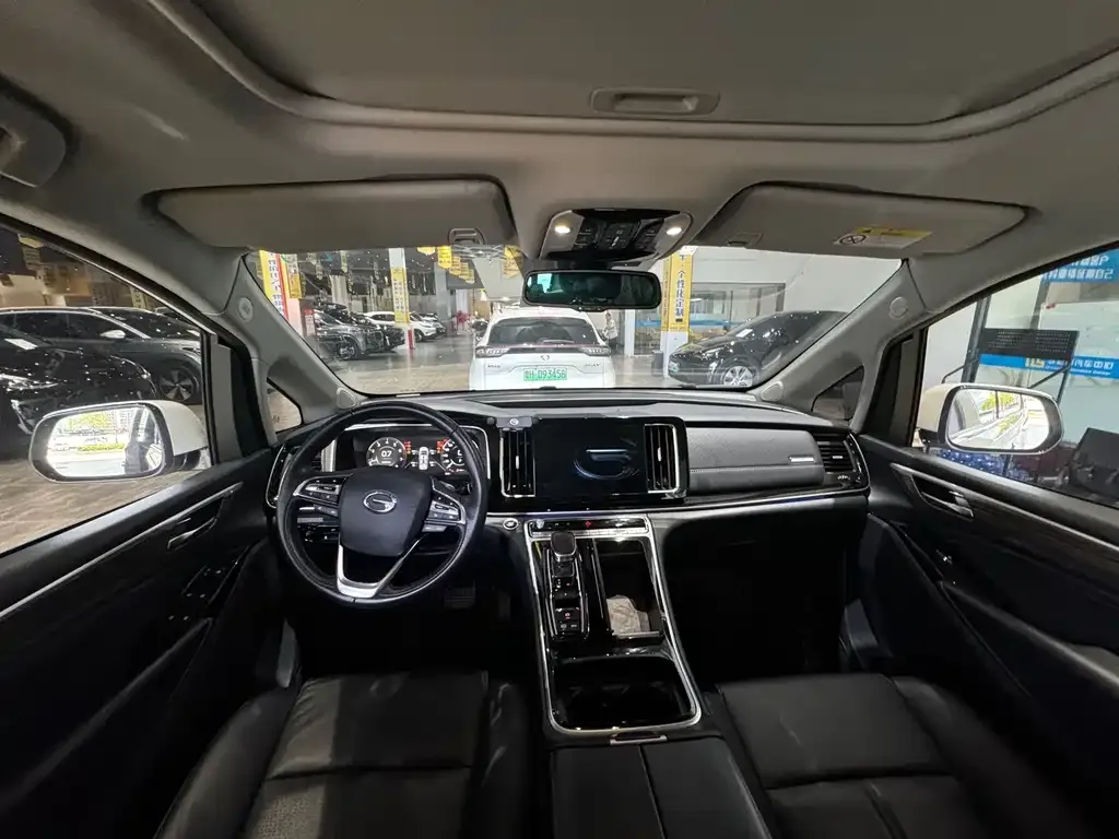GAC Motor Trumpchi M8 — фото 10