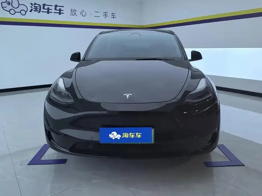 Tesla Model Y — фото 8