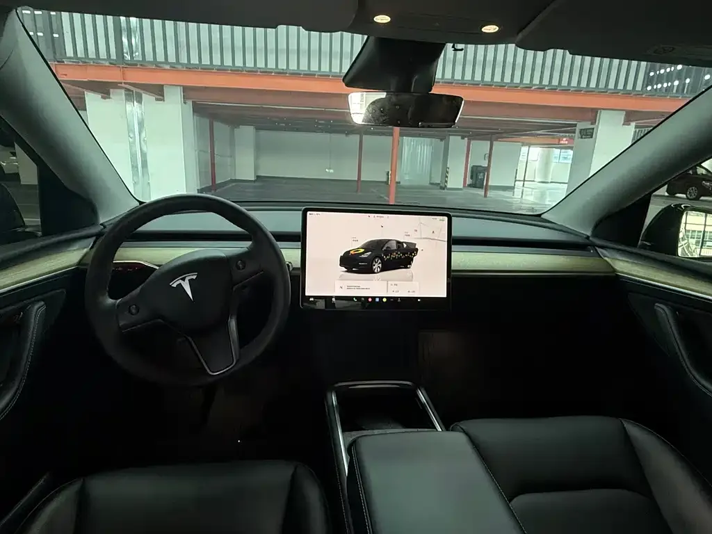 Tesla Model Y — фото 7