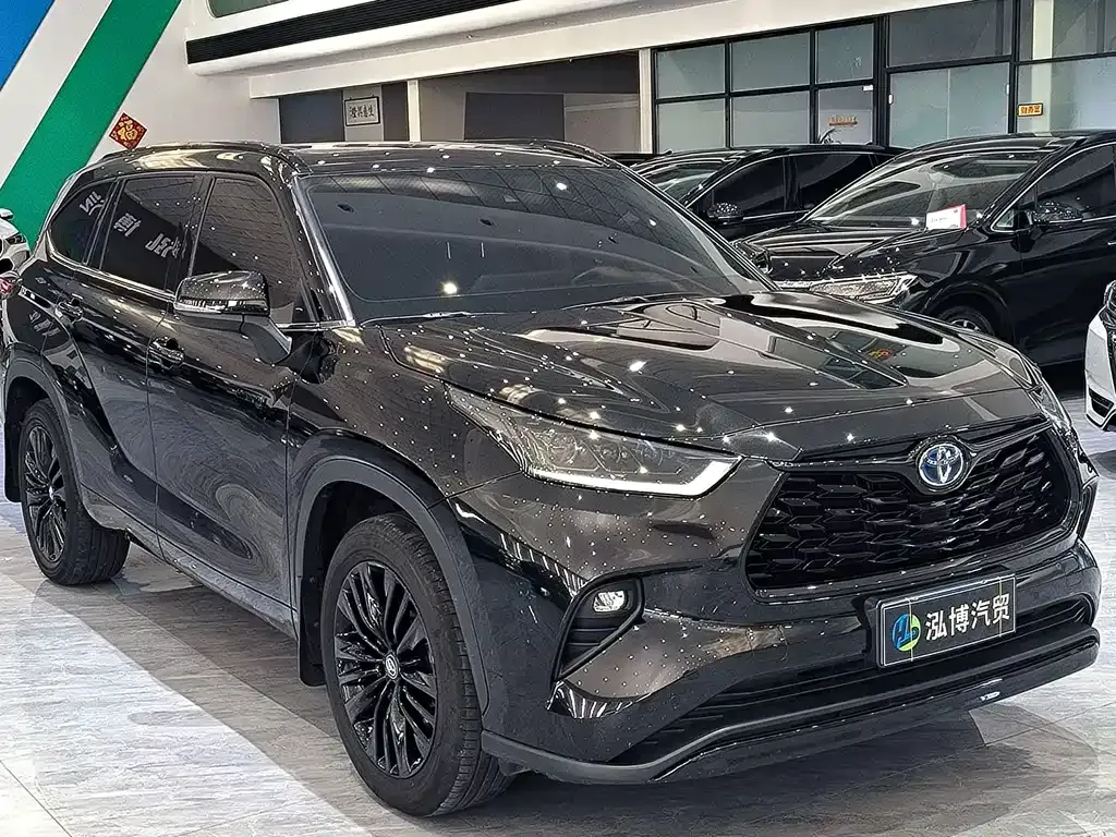 Toyota Highlander — фото 6