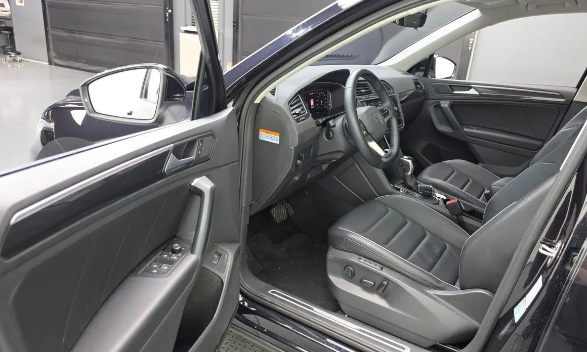 Volkswagen Tiguan — фото 9