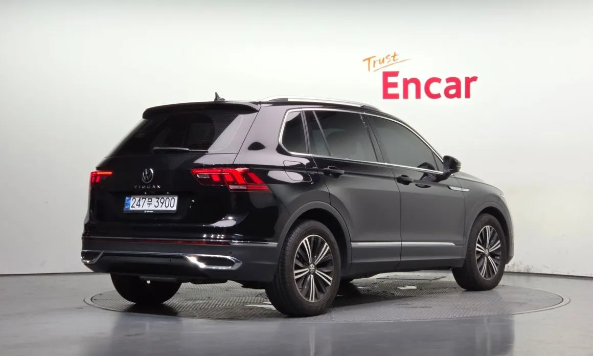 Volkswagen Tiguan — фото 2